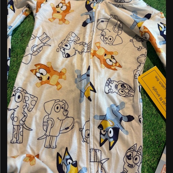 NWT bluey pj sz 18 months H23 - Picture 3 of 5